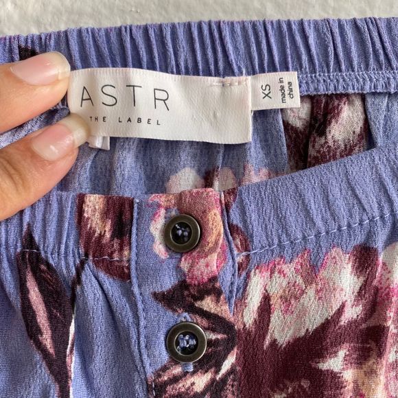 ASTR the Label Off the Shoulder Purple Floral Blouse with Bell Sleeves Size XS - Picture 5 of 5